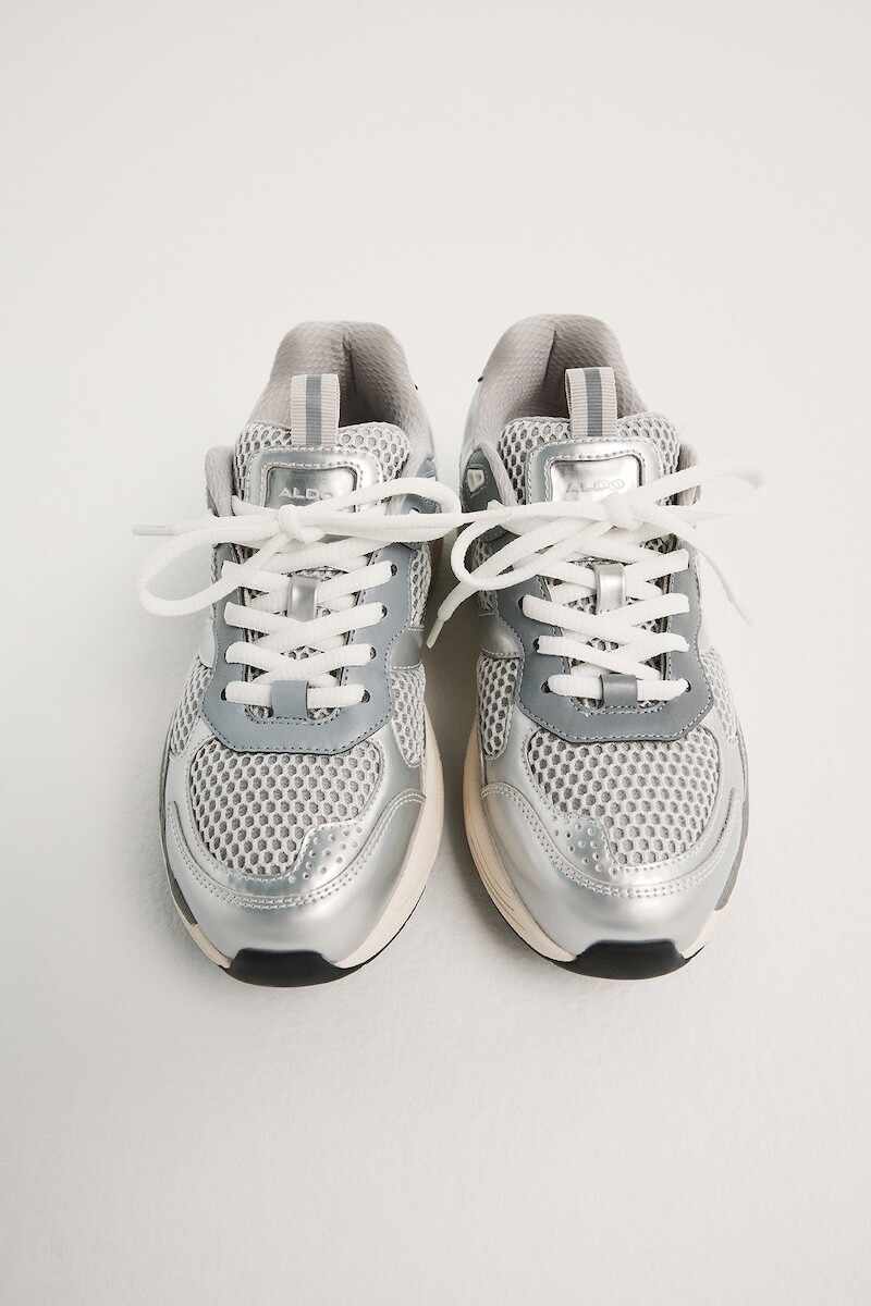 PILLOWSNKR-L